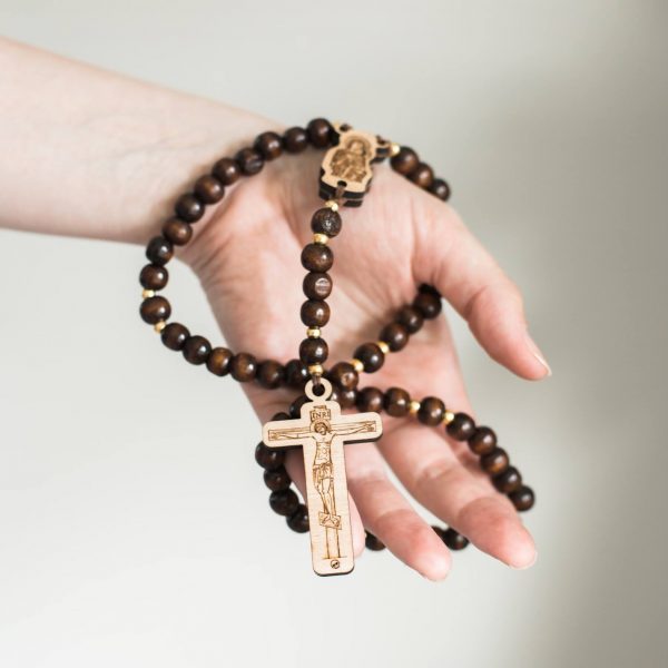 Making a Rosary with No Special Tools and Almost No Knots (because knots are hard)